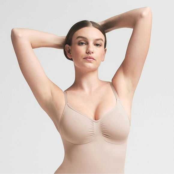 SKIMS Seamless Sculpt Brief Bodysuit, L/XL - Picture 10 of 11